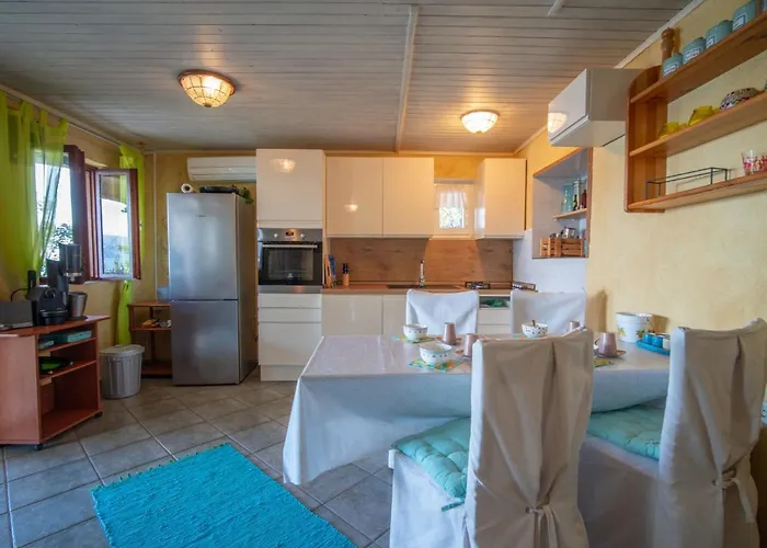 Апартаменты Starigrad-1 By Interhome Стариград